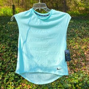 💓Nike Dri-Fit mesh shirt NWT